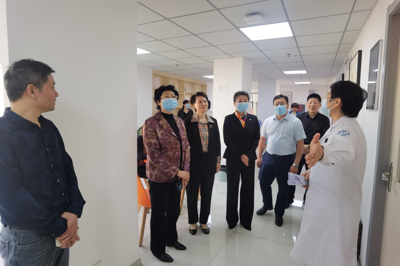 1698921369969075.jpg 1698921369969075.jpg